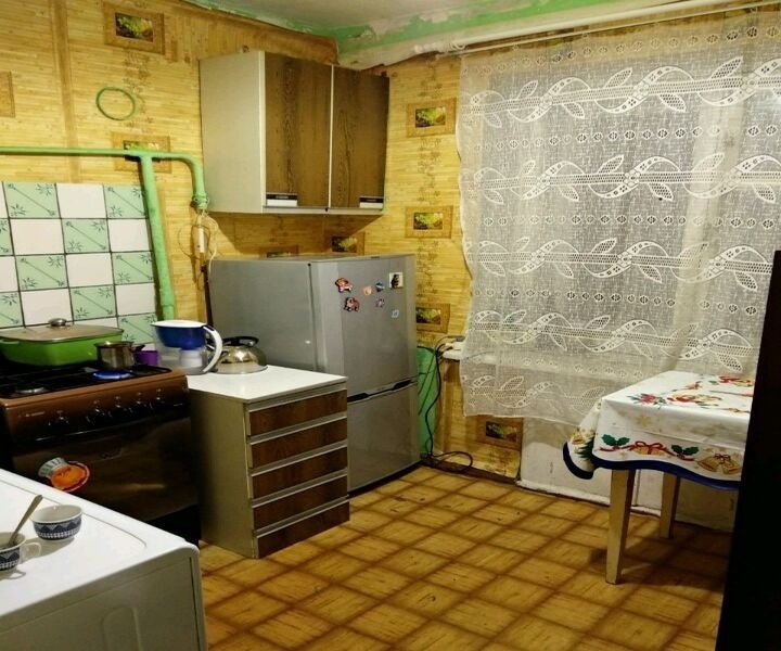 Сдам 2-к квартиру в районе с развитой инфраструктурой.