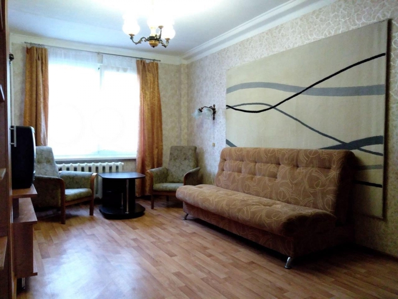 Сдам двушку в хорошем районе.