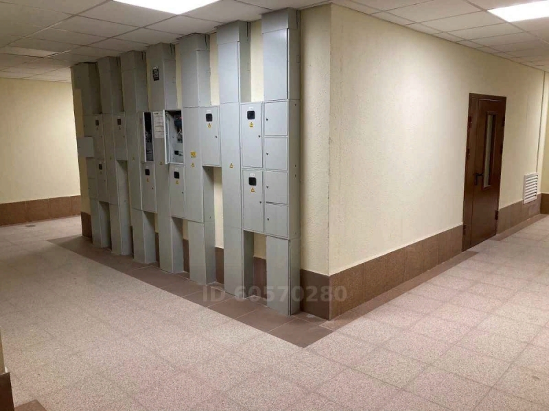 Продается 3-комнатная квартира в хорошем благоустроенном районе.