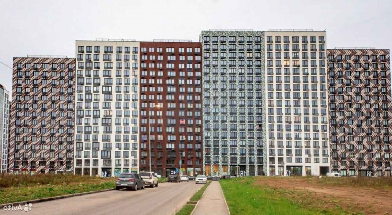 Отличная 1-комнатная квартира в хорошем доме.