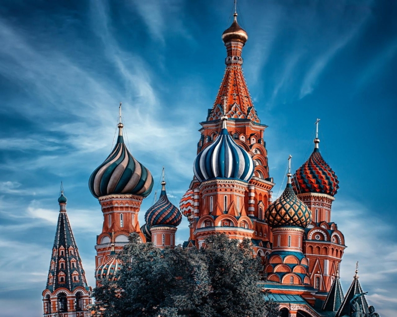 Помощь в оформлении приглашений для иностранцев в Россию