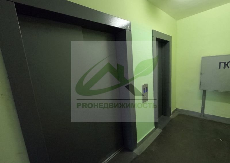 Продам 3-к квартиру в районе с развитой инфраструктурой.