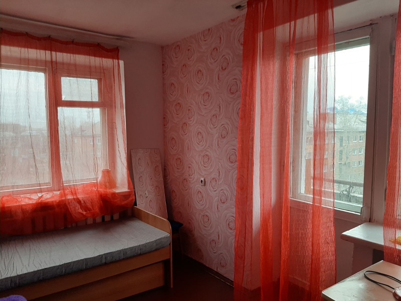 Комната в 3-к 67 м2, 69 эт.