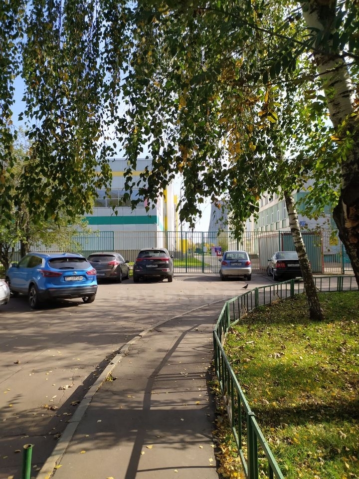 Продается двухкомнатная квартира в тихом районе г.