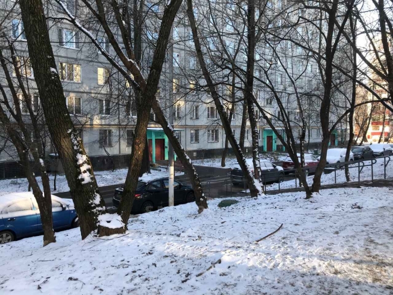 Трехкомнатная квартира для продажи по хорошей цене.