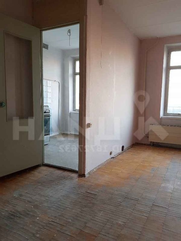 Лот 54963363 Торг строго при просмотре.