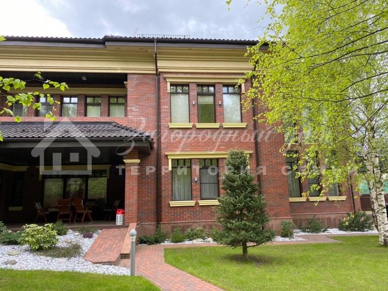 Продается отличный дом для комфортного проживания и отдыха.