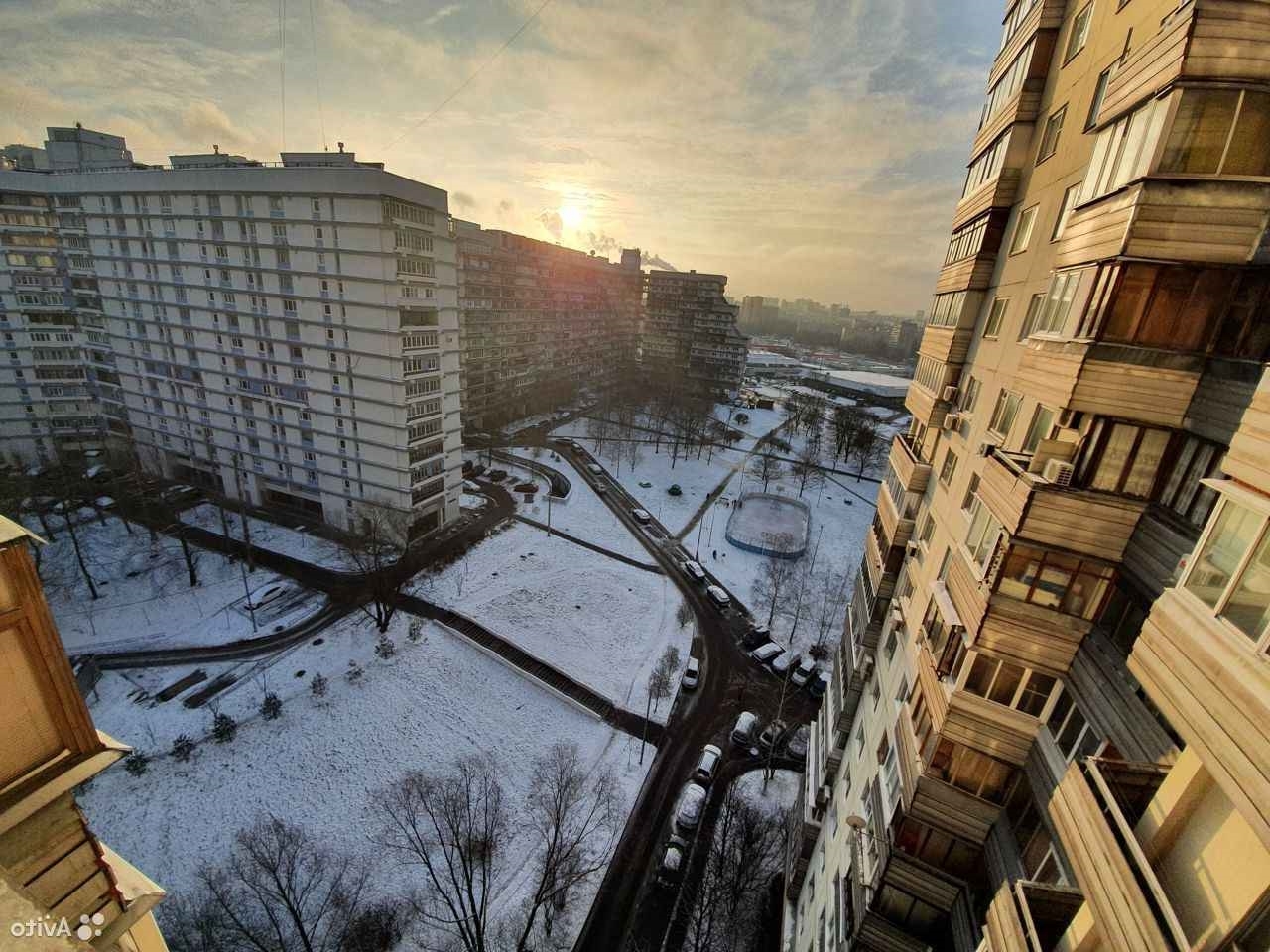 Лот 54460915 Торг строго при просмотре.