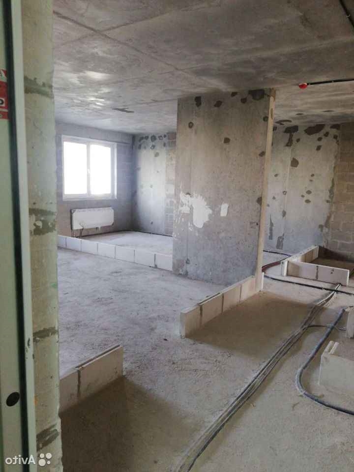 Лот 44035455  Торг строго при просмотре.