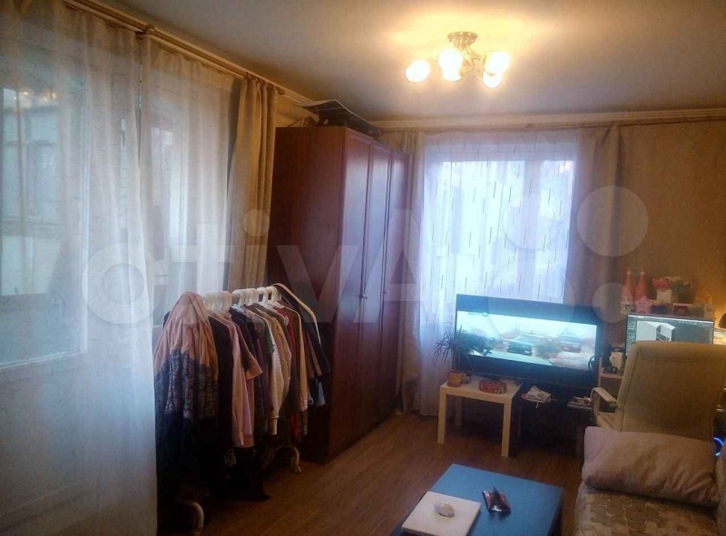 Рядом с домом метро, поэтому тратить деньги на дополнительный транспорт не приде