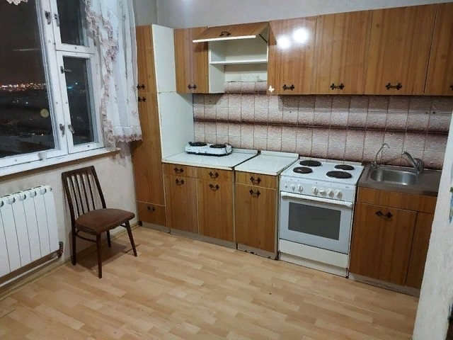 Продам двушку в хорошем районе.
