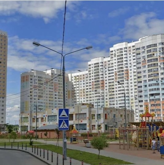 Продается 1-комнатная квартира в тихом районе.