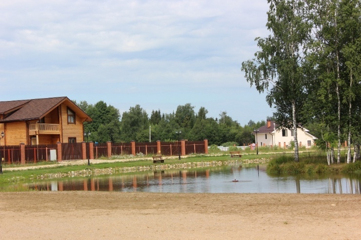 Участок в коттеджном поселке