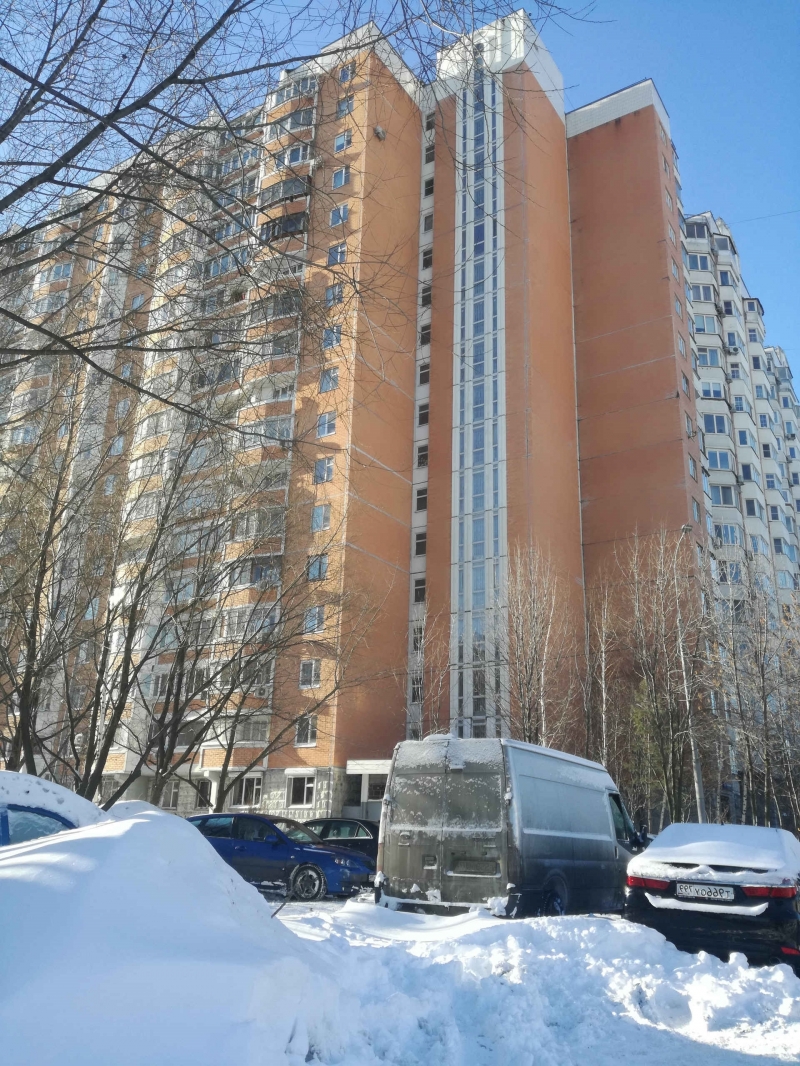 Сдается 1-к квартира в тихом районе.