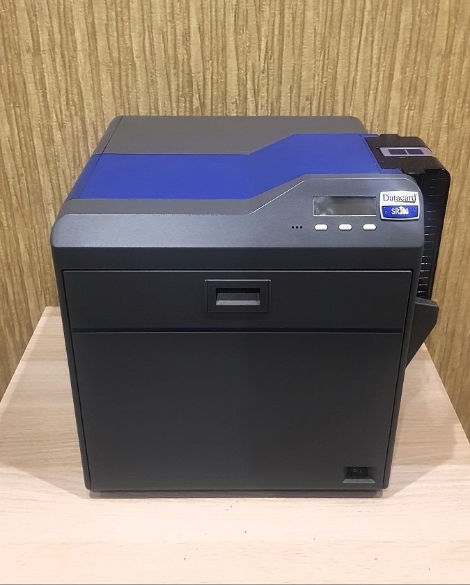    Datacard SR300