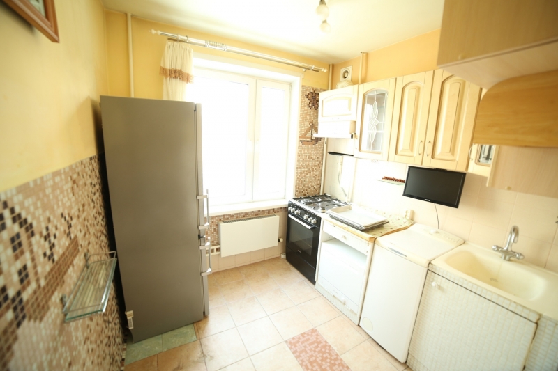 Продается 3-комн. квартира, все комнаты изолированные.