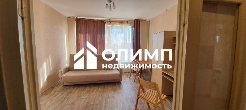 Продается 1-комнатная квартира в тихом районе.