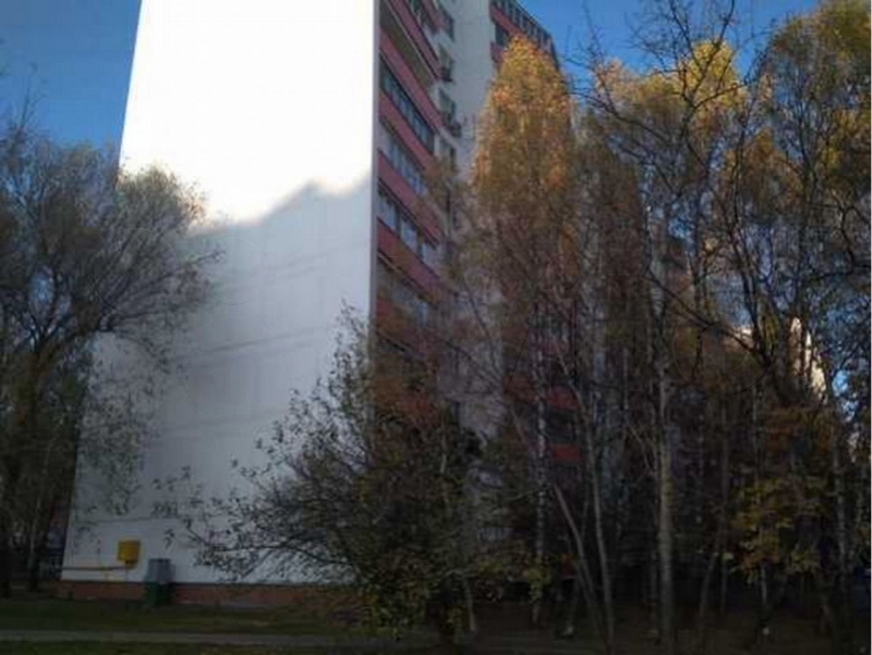 Продам 1-комнатную квартиру в замечательном районе с развитой инфраструктурой.