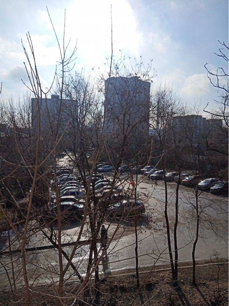 Продам 2 квартиру, площадью 45 м кв, на 33 этаже .