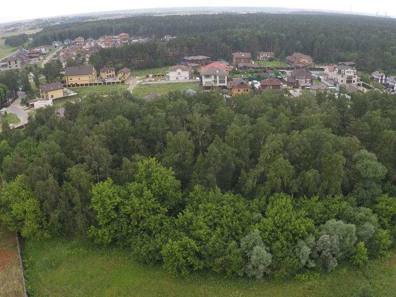 Продам участок ИЖС 10 соток в 15 км от МКАД в Москве