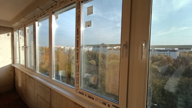 Окна REHAU- остекление,утепление лоджий.