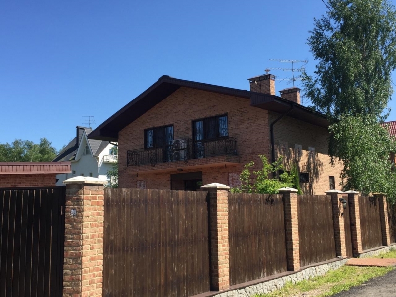 Предлагаем снять замечательный дом для прекрасного загородного отдыха.