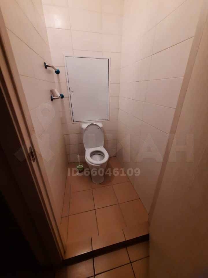 Продается трешка в хорошем районе.