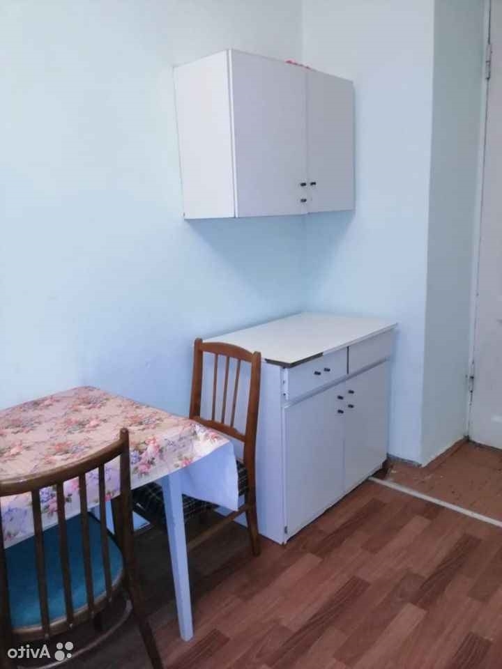 Сдатся комната в большой коммунальной квартире бывшее общежитие на длительный