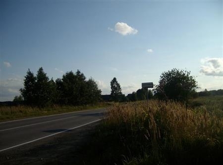 В продаже сухой, ровный участок, пригодный для ведения фермерской деятельности.