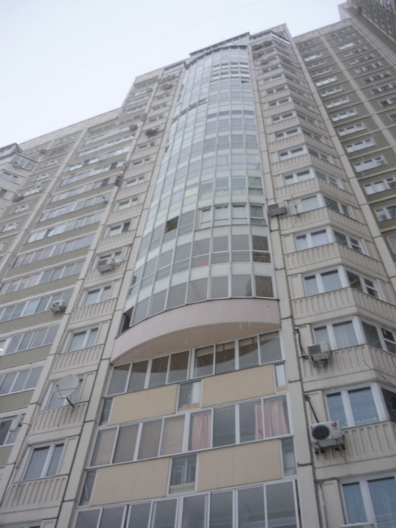 Продаю свободную 3-комн. кв-ру в современном доме
