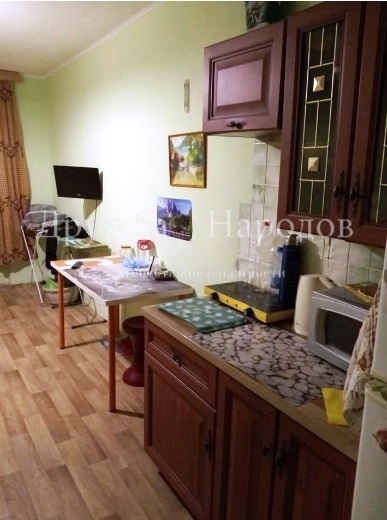 Продается однушка в хорошем районе.