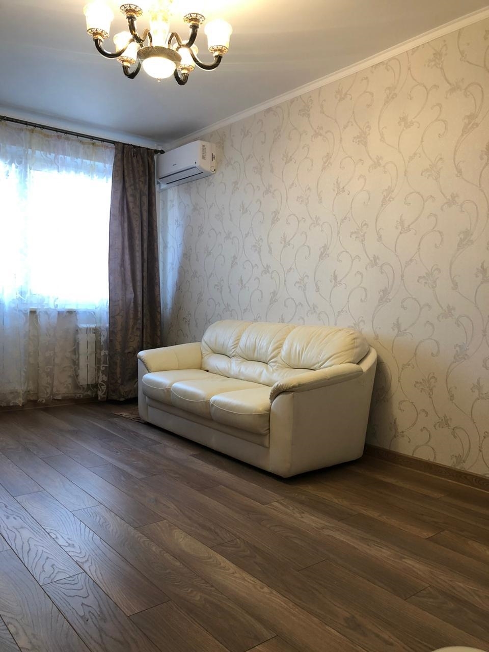 Сдам 3-к квартиру в хорошем доме с чистым подъездом.