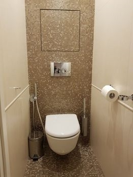 Сдается 1-к квартира в хорошем развитом районе.