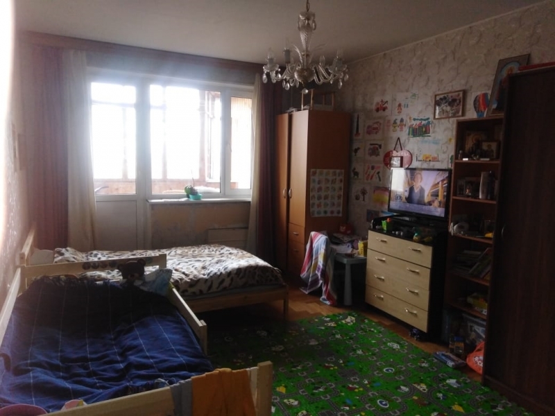 Продам трехкомнатную квартиру в Химках.