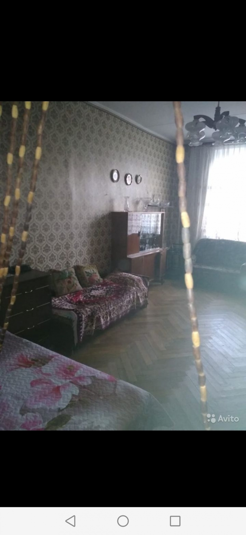 Сдам комнату в 3-х комнатной коммунальной квартире.