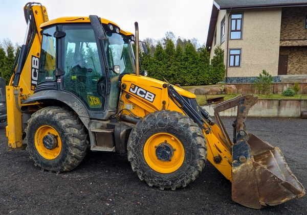 экскаватор-погрузчик JCB3CX ECO . 2013 год