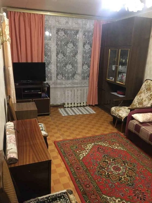 Продатся уютная однокомнатная квартира в хорошем состоянии в кирпичном доме.