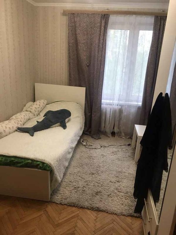 Сдам светлую комнату.