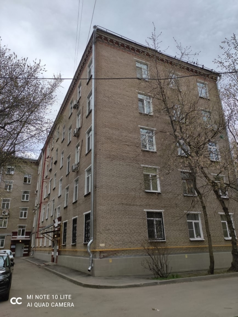 ДВЕ КОМНАТЫ 13,7 и 14,7 В 3-х КОМНАТНОЙ КВАРТИРЕ.
