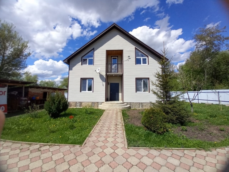 Продается отличный жилой дом с отделкой в г.