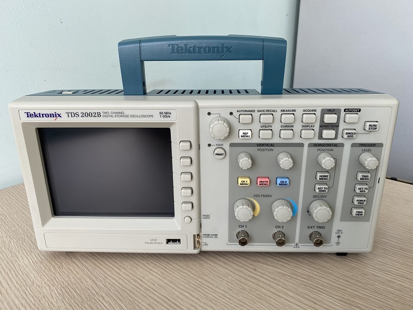 Цифровой осциллограф Tektronix TDS 2002B