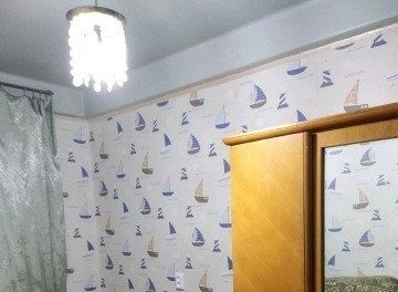 Сдается комната со всеми удобствами, в трхкомнатной квартире.