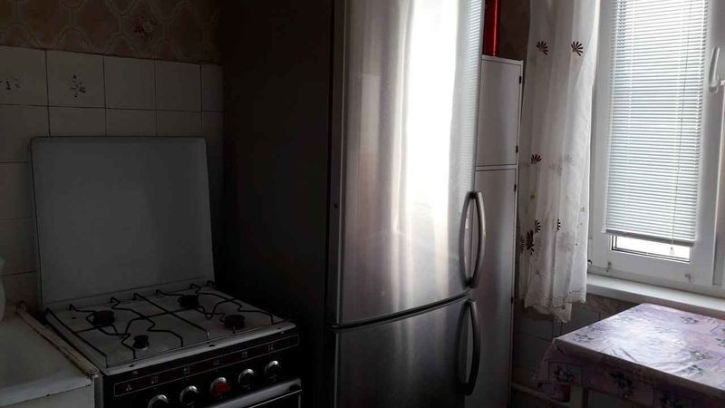 Сдается 2-комнатная квартира в хорошем районе.