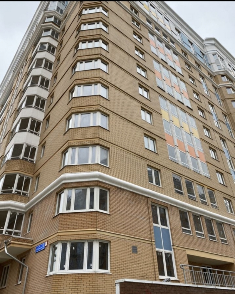 Продам просторную 1к квартиру с хорошей планировкой, которую можно переделать в