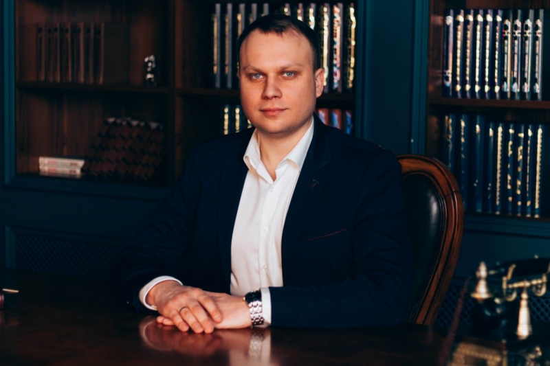 Специалист по привлечению инвестиций.