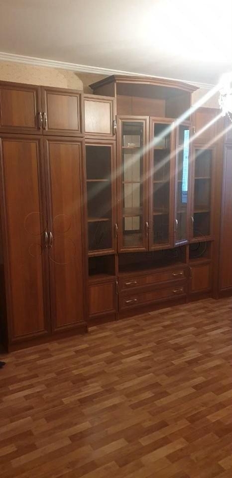 Сдам на долгий срок трхкомнатную квартиру минимальный срок сдачи - 1 год.