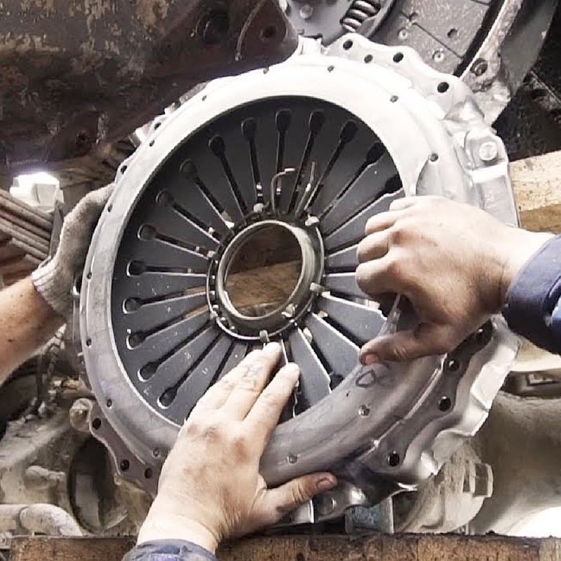 Замена сцепления на грузовых автомобилях и автобусах