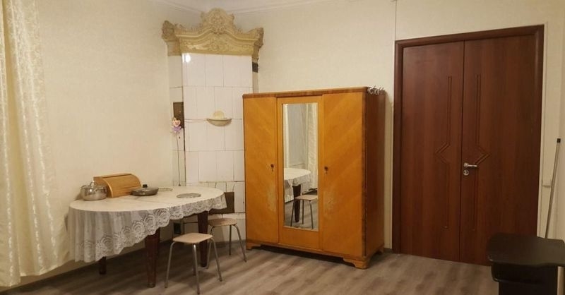 Сдается комната, B комнате год назад был сделан косметический ремонт, а два года