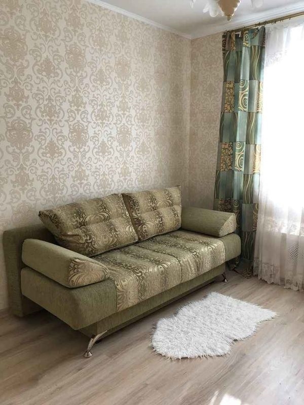 Сдам двушку в хорошем районе.