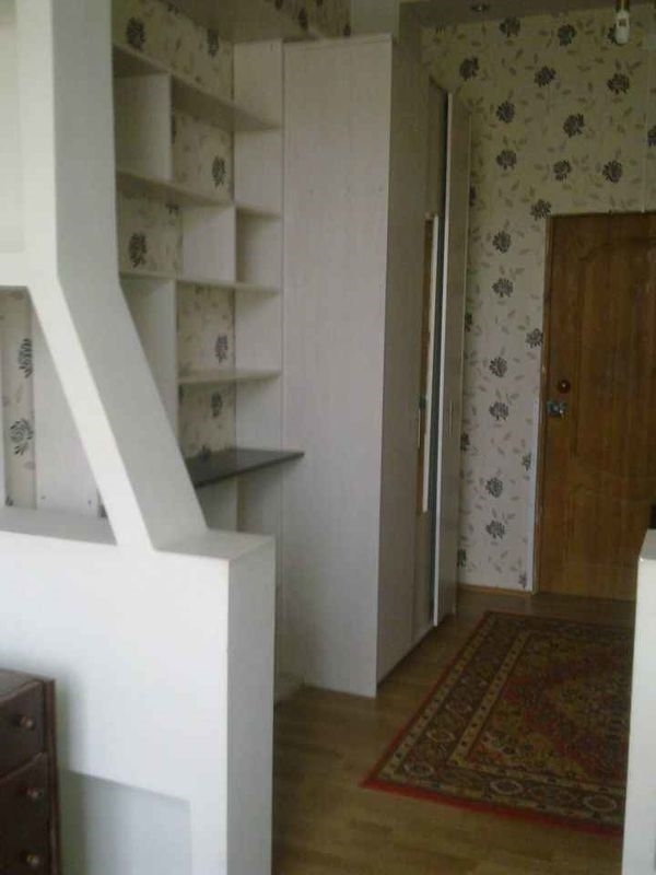 сдатся комната 15 кв м, 3 этаж кирпичного дома, современная мебель, с ...